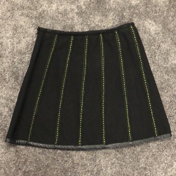 Women’s a-line felt Max Mara Weekend skirt - Picture 3 of 5